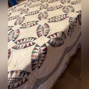 Vintage Pickle Quilt  Pattern ~ Scalloped Edges
